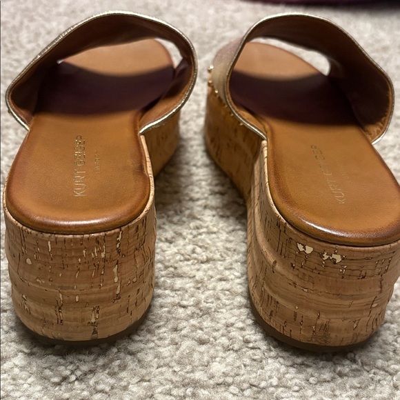 Kurt Geiger 'London Maci' Metallic Flatform Sandals with a cork platform sole - Picture 7 of 12